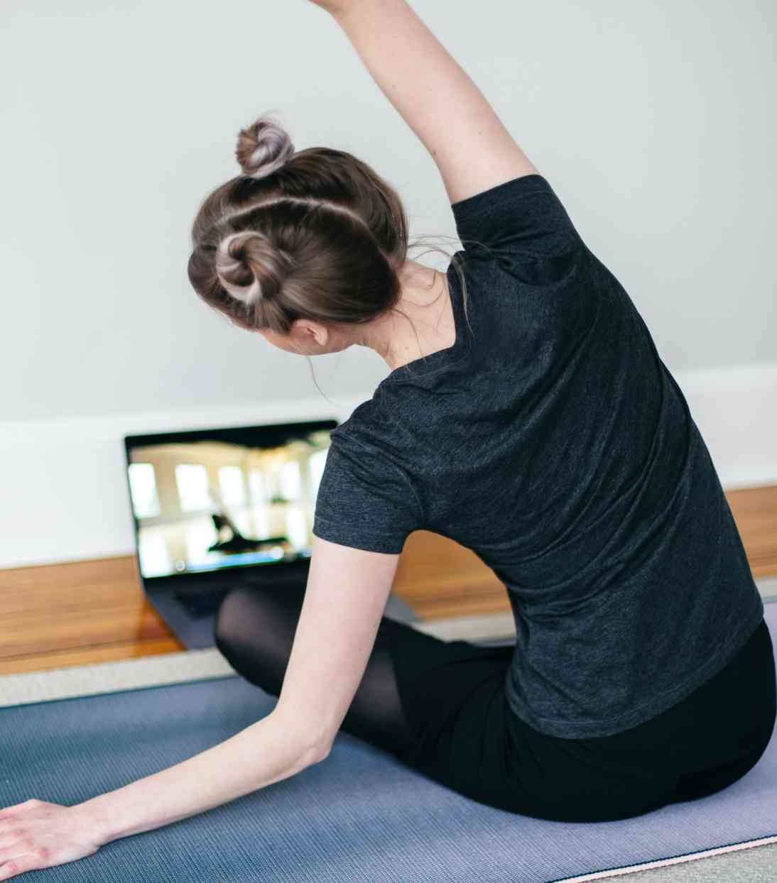 The Best 7 Online Yoga Classes